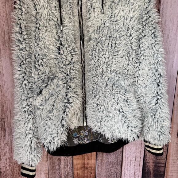 Free People Jacket Fluffy Dolman Faux Fur Boho Fall Winter Cozy Bohemian XS/S - Picture 4 of 11